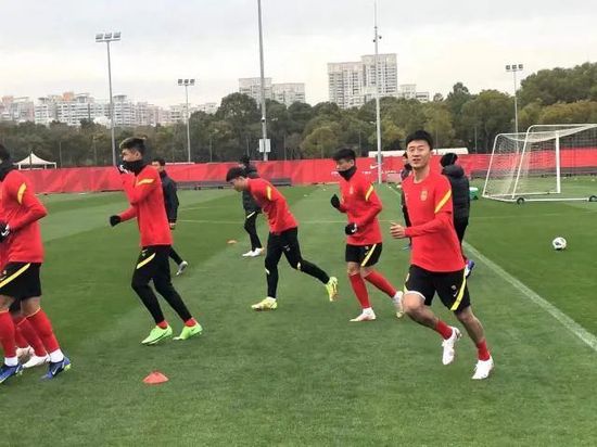 亚洲欧美另类国产综合